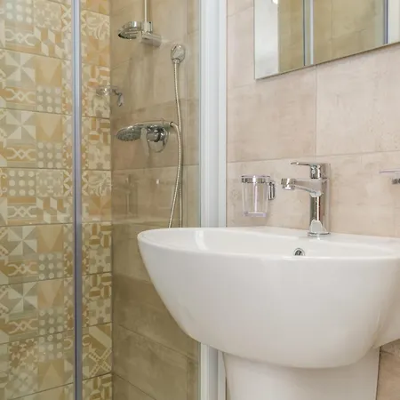 Apartamento Brand New 3bdr 2 Bth H7