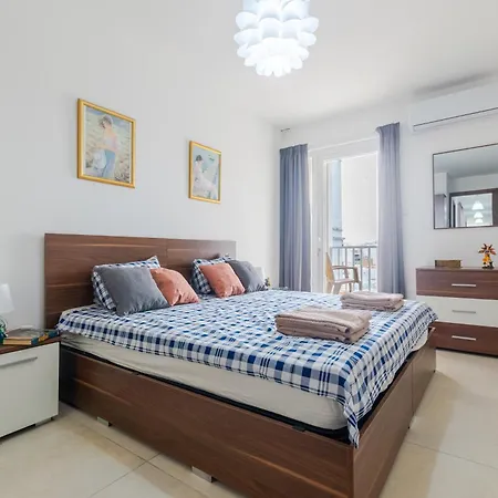 Brand New 3bdr 2 Bth H7 Apartamento