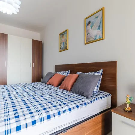 Brand New 3bdr 2 Bth H7