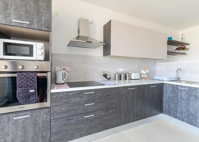 Brand New 3bdr 2 Bth H7