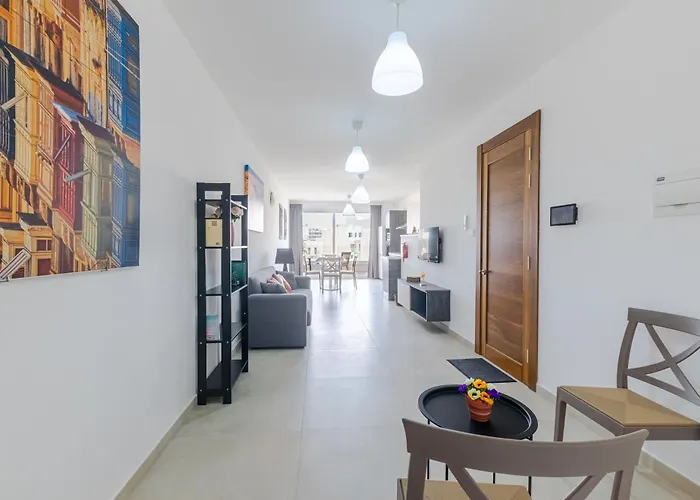 Apartment Brand New 3bdr 2 Bth H7