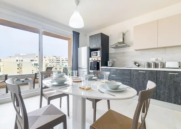 Apartment Brand New 3bdr 2 Bth H7